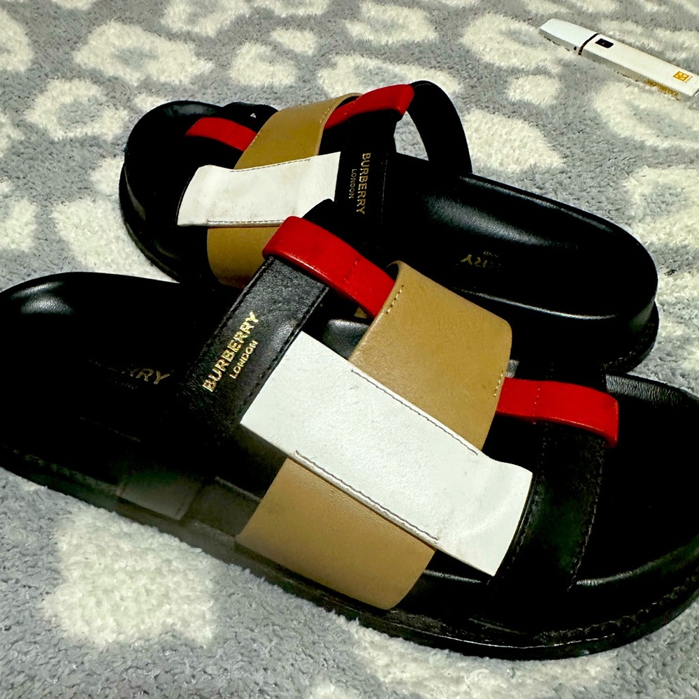 Burberry flip flops
